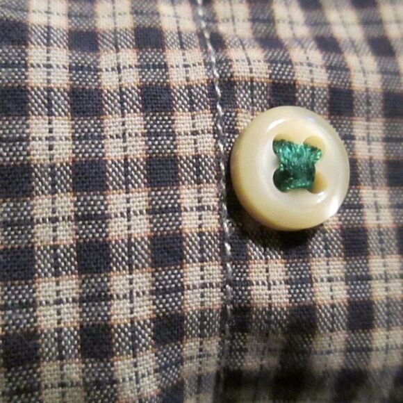 Tommy Hilfiger Brown Plaid Vintage Poplin Shirt - Picture 6 of 6